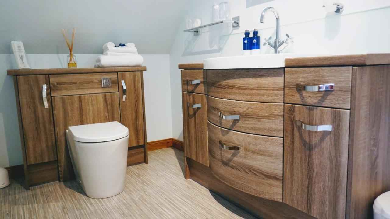 Uircheann Righ Bed & Breakfast Стронтиан Екстериор снимка