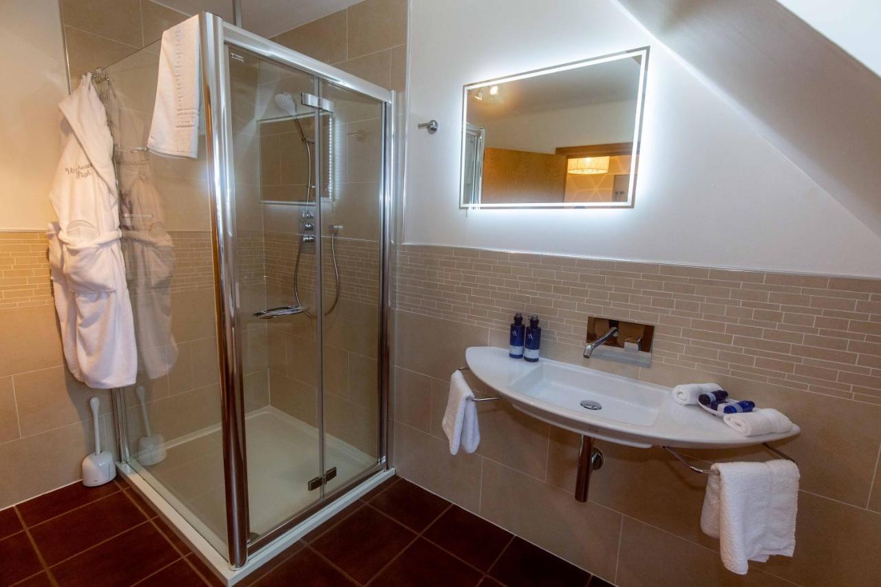 Uircheann Righ Bed & Breakfast Стронтиан Екстериор снимка