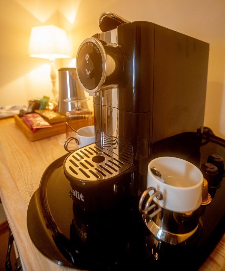 Uircheann Righ Bed & Breakfast Стронтиан Екстериор снимка